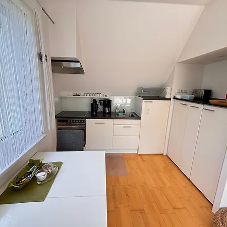 Messe, Uniklinikum, Grugapark - Charmante Mit Dachterrasse In Guter Lage *