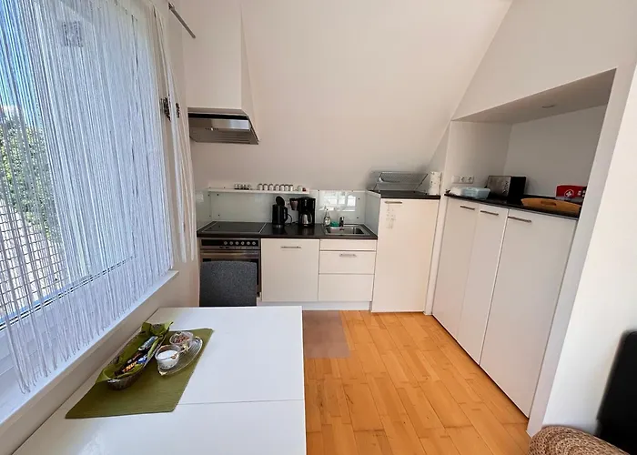 Messe, Uniklinikum, Grugapark - Charmante Mit Dachterrasse In Guter Lage *